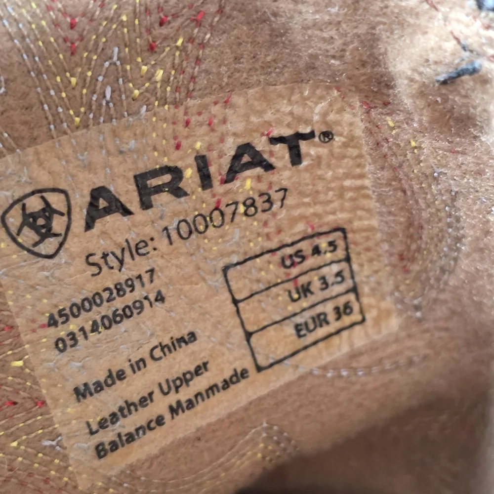 Ariat step out